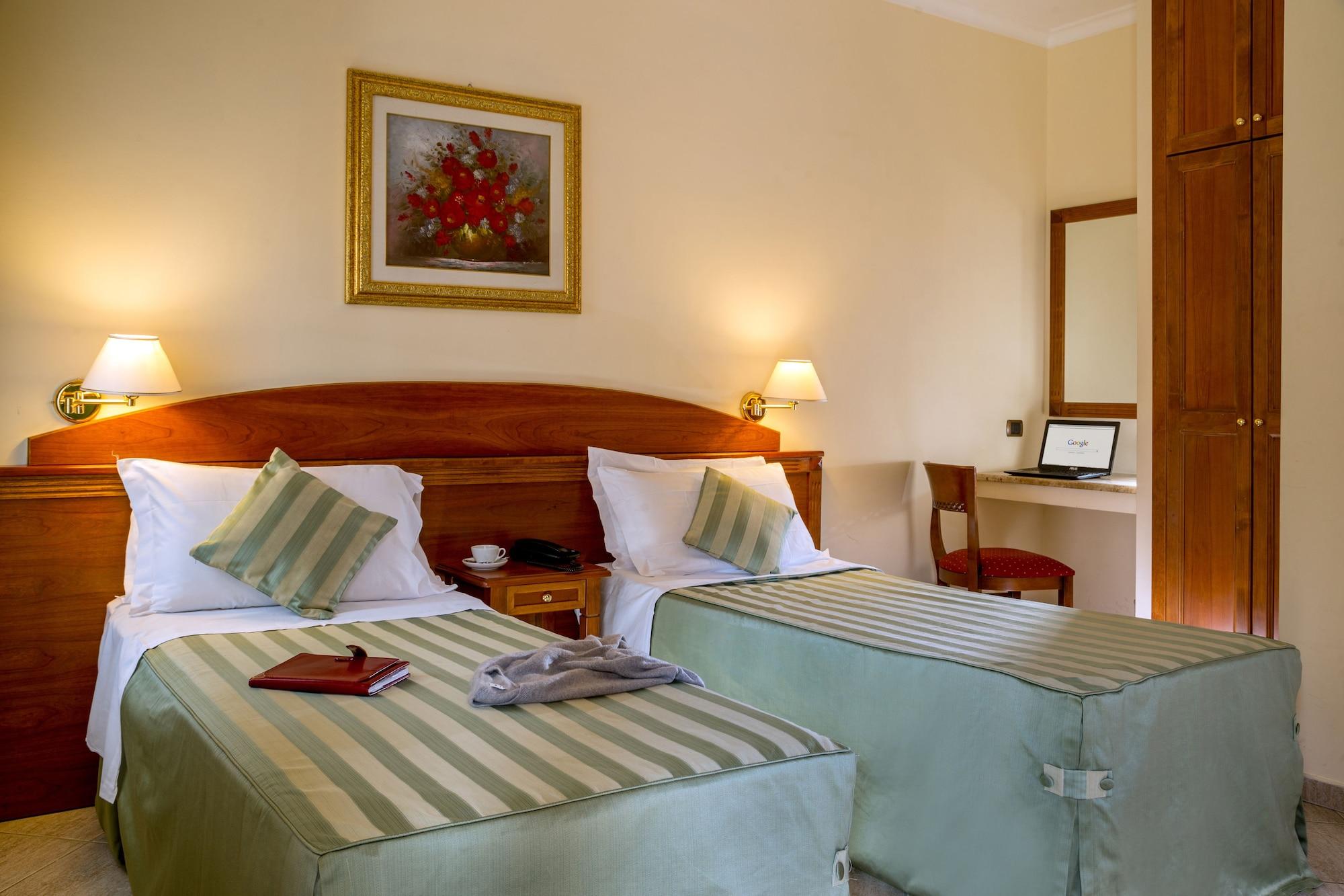 Marini Park Hotel Castel di Leva Exterior photo