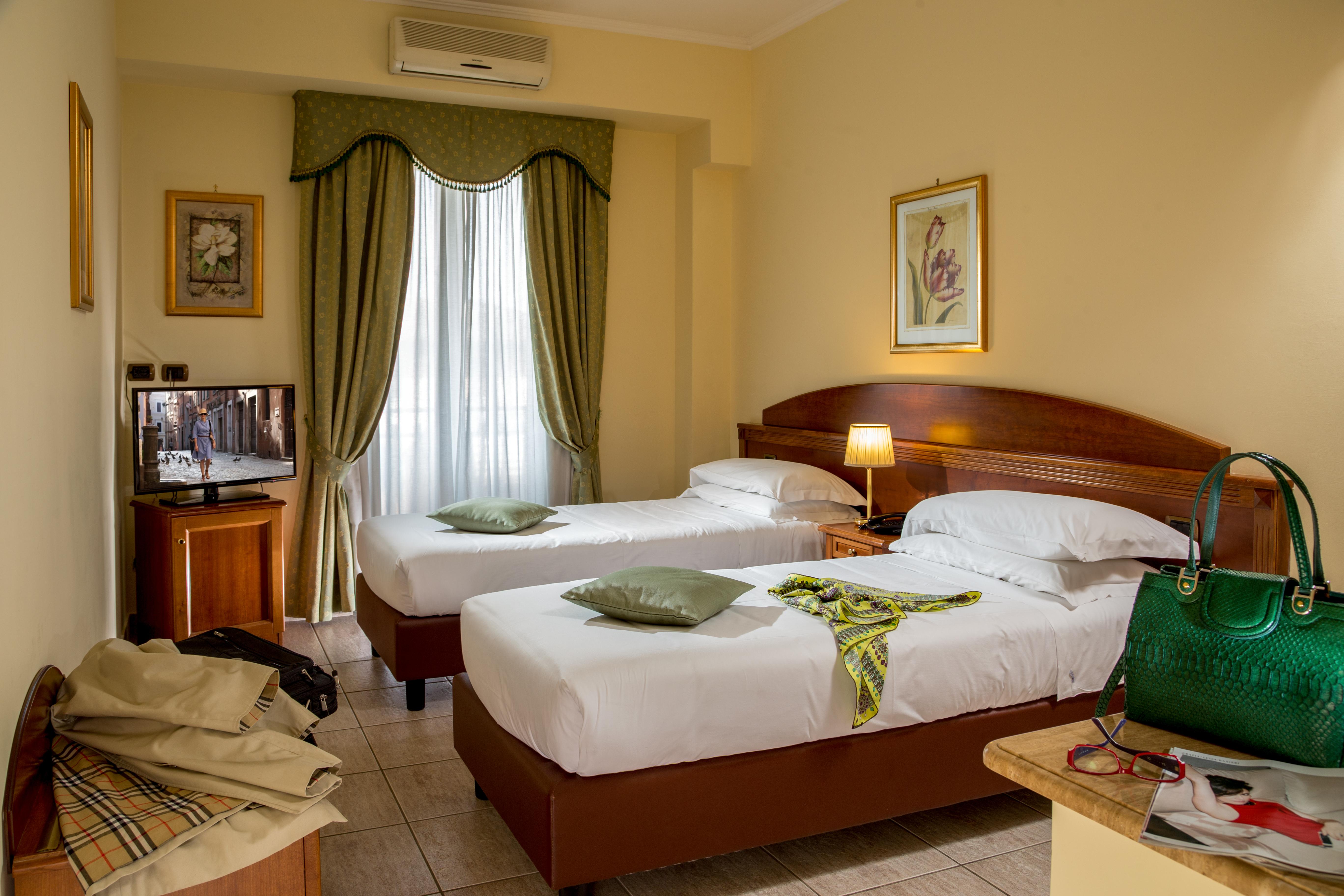 Marini Park Hotel Castel di Leva Exterior photo