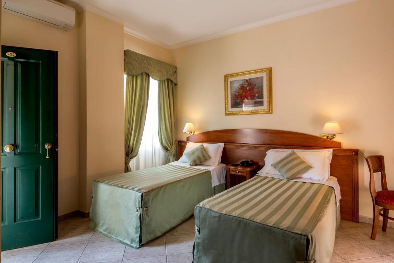 Marini Park Hotel Castel di Leva Exterior photo