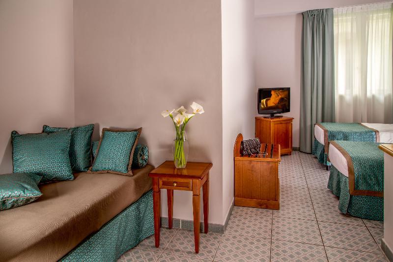 Marini Park Hotel Castel di Leva Exterior photo