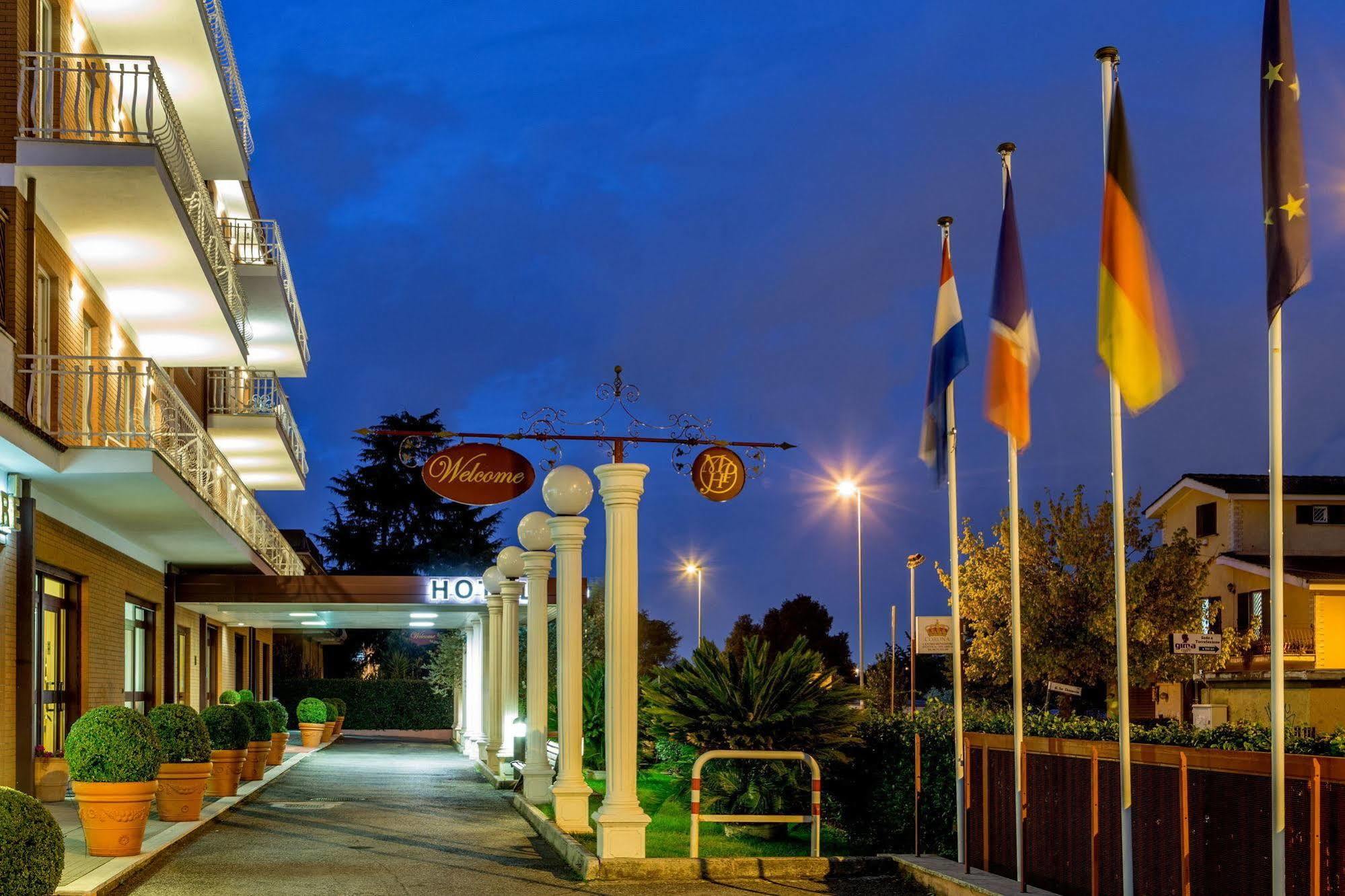 Marini Park Hotel Castel di Leva Exterior photo