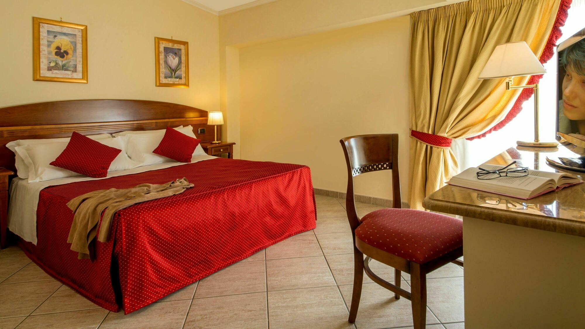 Marini Park Hotel Castel di Leva Exterior photo